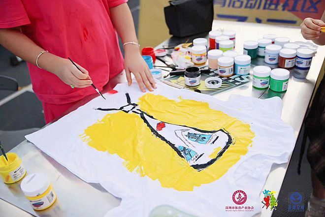 活力夜色健康同行！深圳体育消费嘉年华点亮欢乐家庭时光(图9)