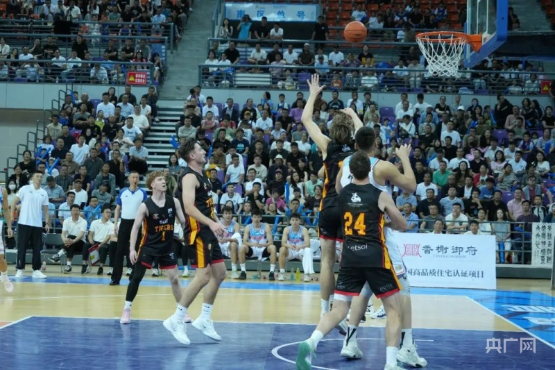 九游体育网站：2024国际职业篮球挑战赛在青海西宁开赛(图2)