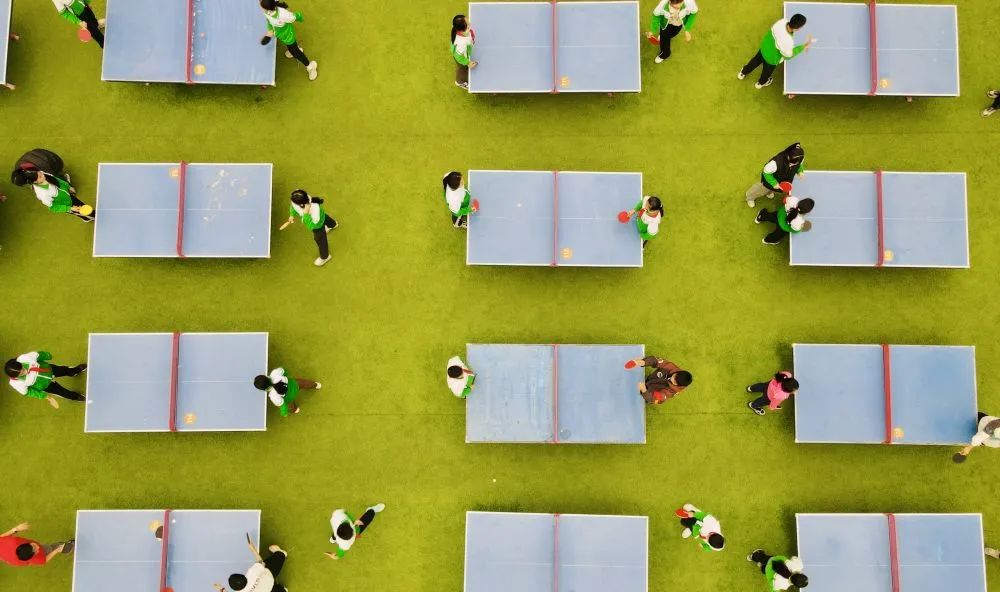 为什么一所小学有829张乒乓球桌?(图2)