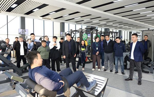 九游体育：推动全民健身事业发展：舒华体育荣膺全民健身器材专业委员会主任委员(图3)