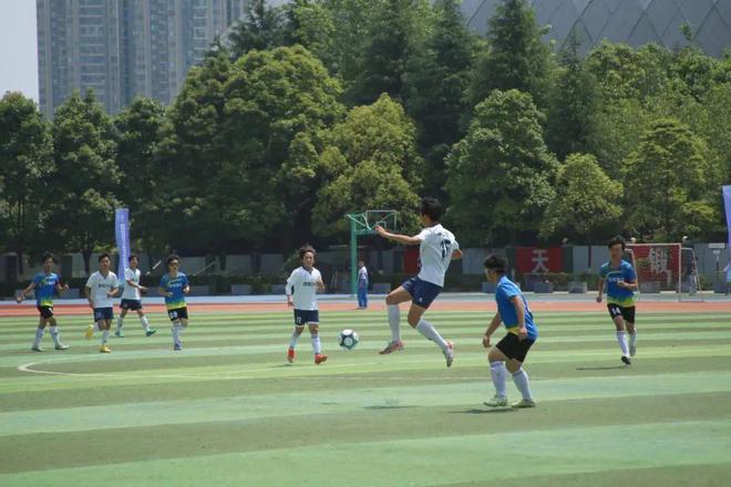 九游体育网站：2025年春季学期起实行！贵阳贵安义务教育阶段学校每天一节体育课(图2)