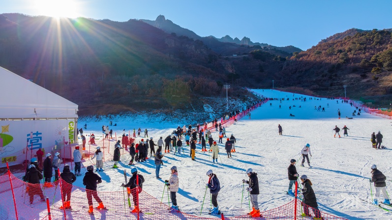 高质量发展看中国｜解锁冰雪经济“流量密码”看河北“向新力”(图1)
