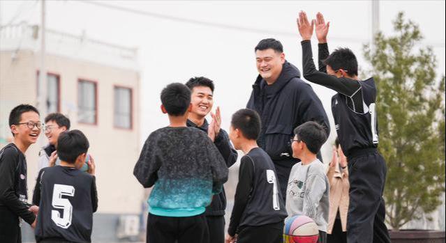 两会最走心提案不是就业不是养老是姚明提的事关青少年健康！(图11)