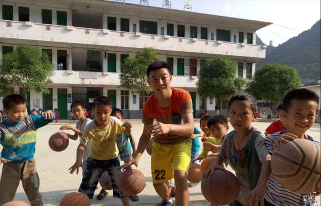 两会最走心提案不是就业不是养老是姚明提的事关青少年健康！(图13)