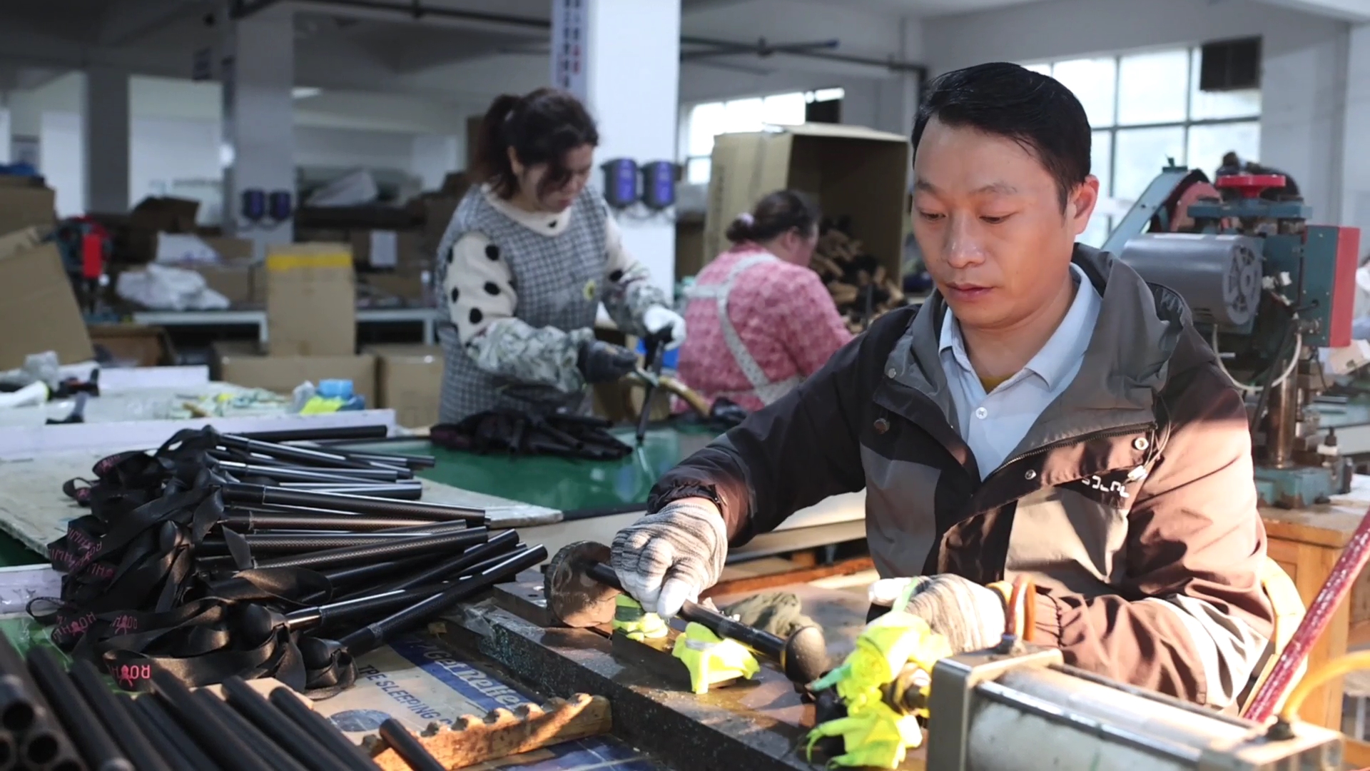 中国蓝观察丨体育热潮“停不下来”！浙企“韧性生长”两头发力(图8)