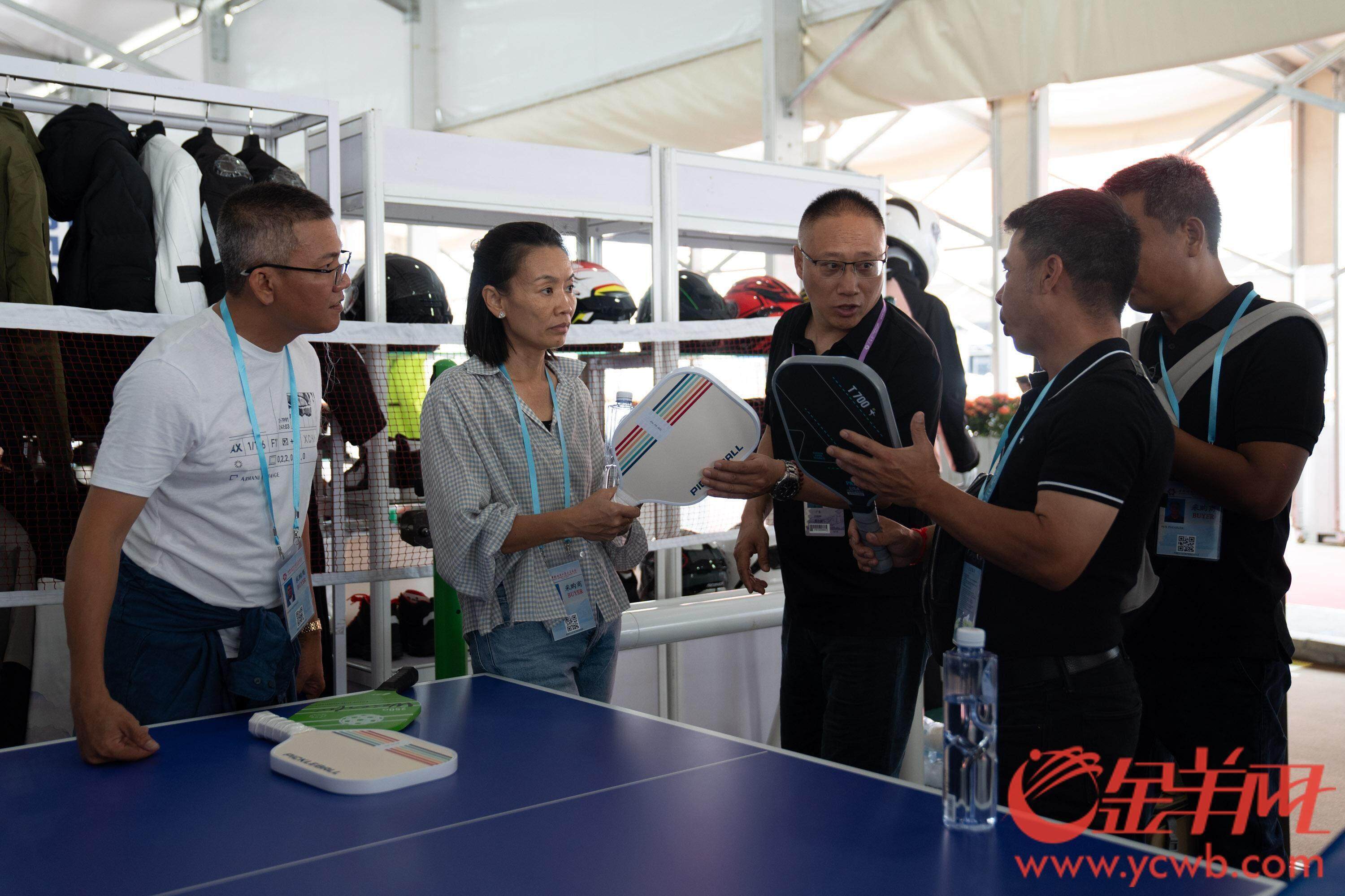 广交会上刮起“运动风”体育用品用“新”实力圈粉(图1)