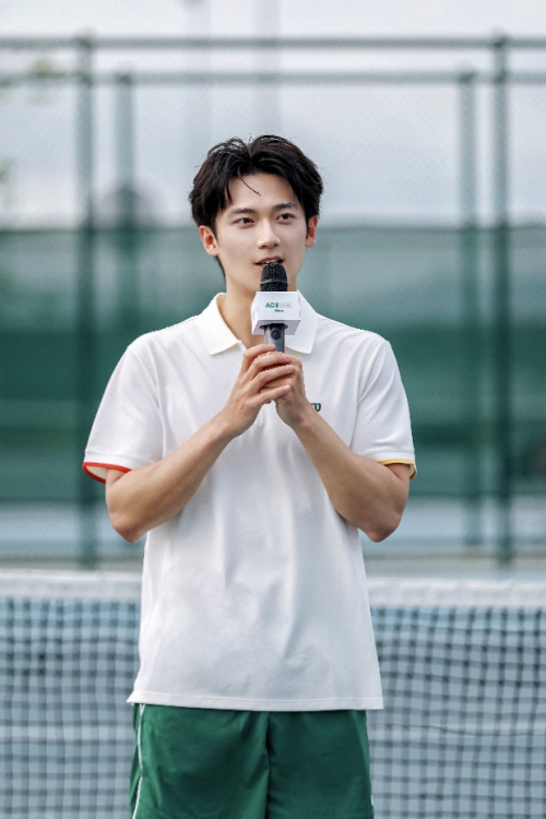 翩然主场2025WilsonACEGIRL全新升级深圳起航(图1)