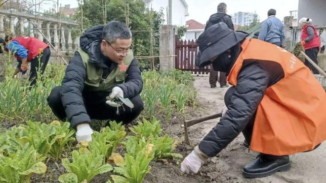 党建引领+居民自治让这个老旧小区成功解锁“幸福密码”→(图2)