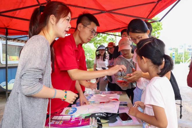 热力全开！泰达街“盛夏健步行”用脚步丈量幸福之路(图12)