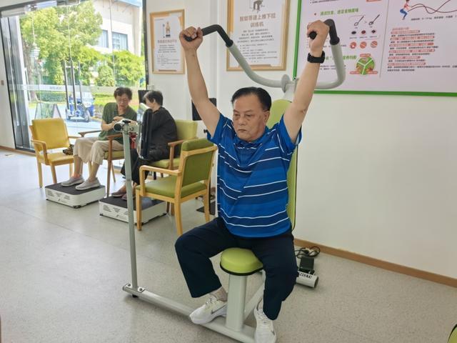 上海首创！当老年人涌入长者健身房如何做好“服务经”