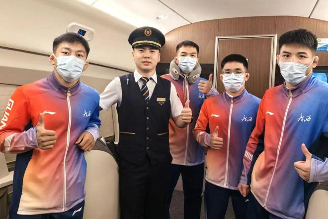 速度与温度双！他们以专业服务打造全运会出行保障线(图2)