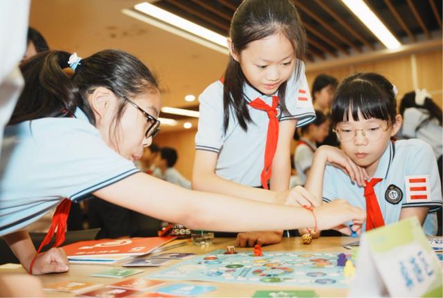 从“小红车公益计划”看百联股份的ESG实践(图4)