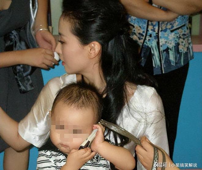 九游体育：丈夫王志才失联7年王艳丢失的面子被19岁儿子成功找回(图7)