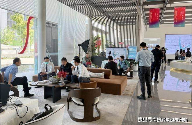 澜庭湾(售楼处)澜庭湾销售中心-小区环境-户型-价格-地址-楼盘详情-配套-电话-交房时间(图4)